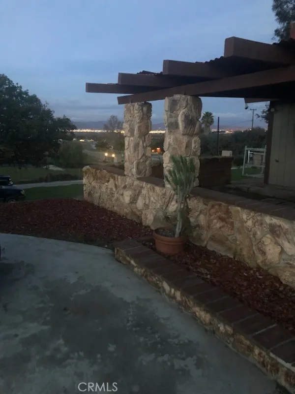 18251 Northstar Avenue, Riverside, California 92508 home-pic-3