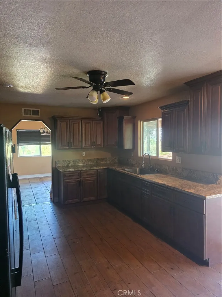 18251 Northstar Avenue, Riverside, California 92508 home-pic-4