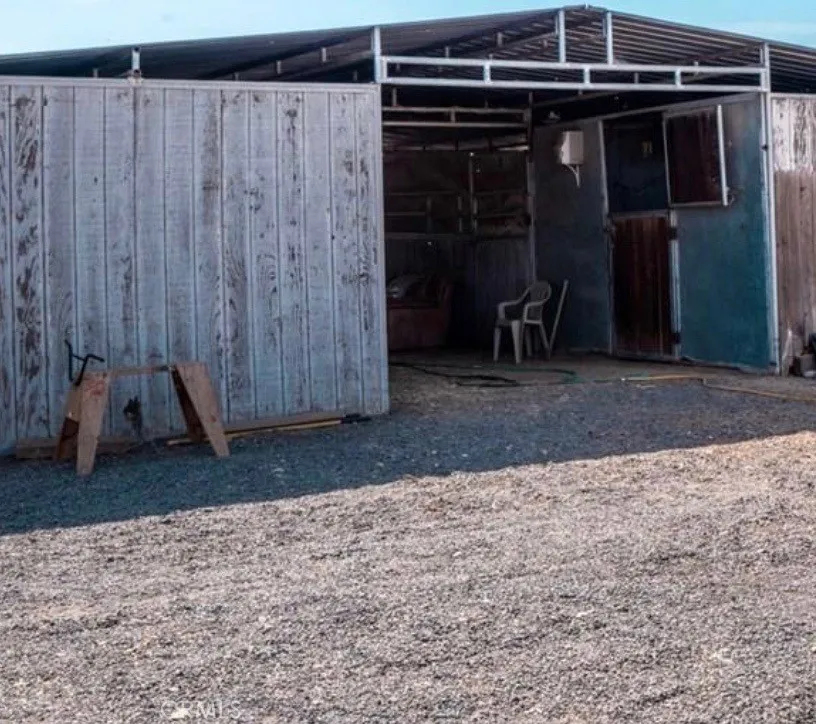 18251 Northstar Avenue, Riverside, California 92508 home-pic-21