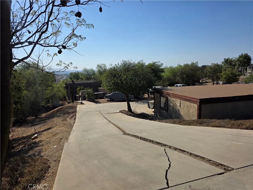 18251 Northstar Avenue, Riverside, California 92508 home-pic-33