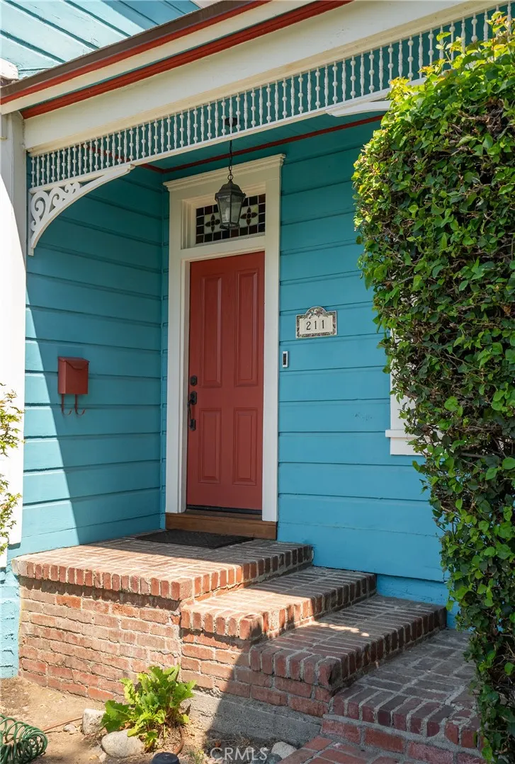 211 E Virginia Avenue, Glendora, California 91741 home-pic-43