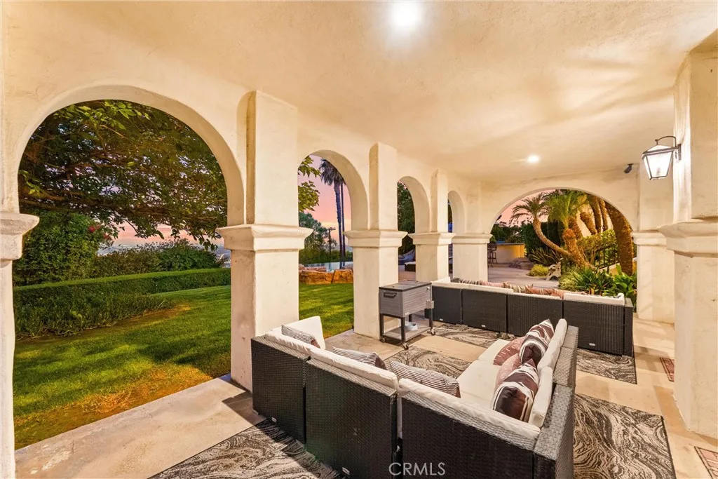 927 E Avocado Crest Road, La Habra Heights, California 90631 home-pic-55