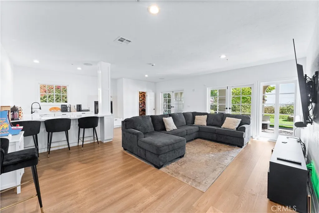 927 E Avocado Crest Road, La Habra Heights, California 90631 home-pic-20