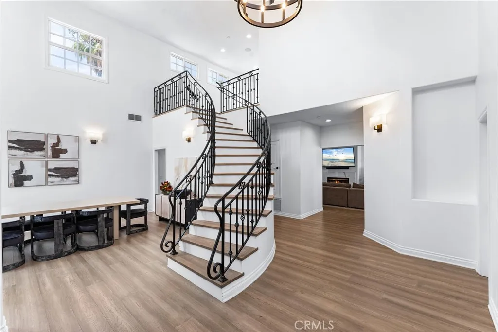 927 E Avocado Crest Road, La Habra Heights, California 90631 home-pic-6