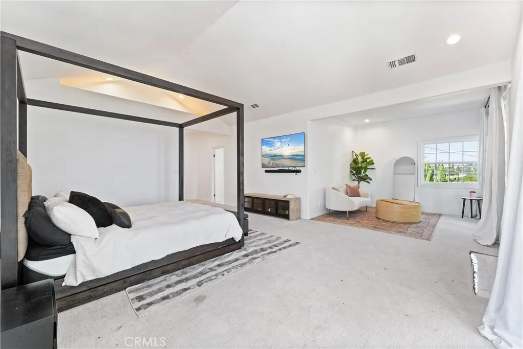 927 E Avocado Crest Road, La Habra Heights, California 90631 home-pic-40