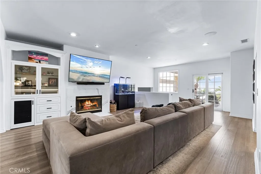 927 E Avocado Crest Road, La Habra Heights, California 90631 home-pic-10