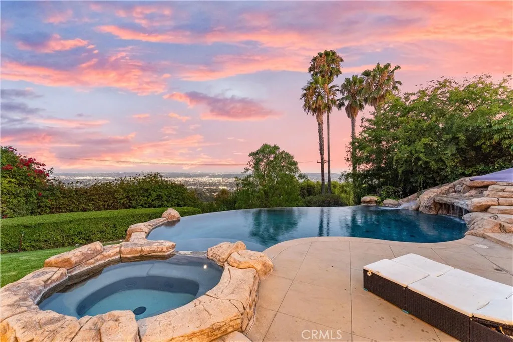 927 E Avocado Crest Road, La Habra Heights, California 90631 home-pic-57