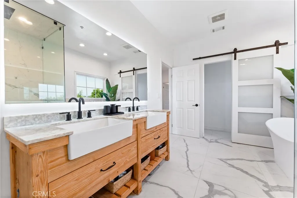927 E Avocado Crest Road, La Habra Heights, California 90631 home-pic-43