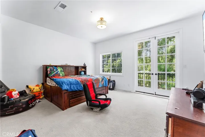 927 E Avocado Crest Road, La Habra Heights, California 90631