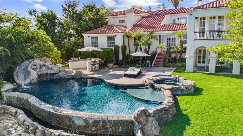 927 E Avocado Crest Road, La Habra Heights, California 90631