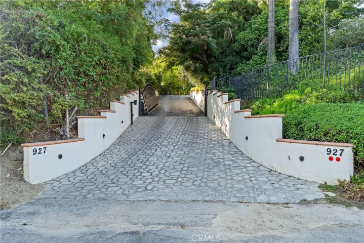 927 E Avocado Crest Road, La Habra Heights, California 90631