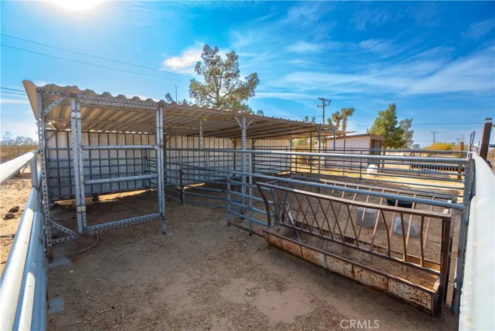 14221 Tumbleweed Road, Phelan, California 92371