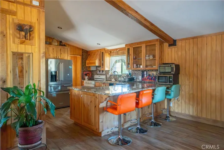 14221 Tumbleweed Road, Phelan, California 92371