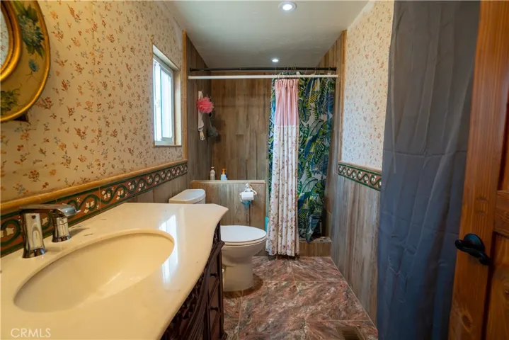 14221 Tumbleweed Road, Phelan, California 92371