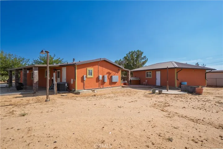 14221 Tumbleweed Road, Phelan, California 92371