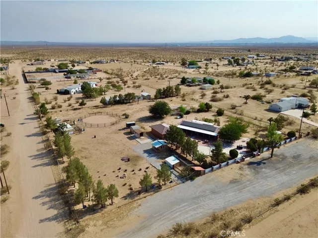 14221 Tumbleweed Road, Phelan, California 92371