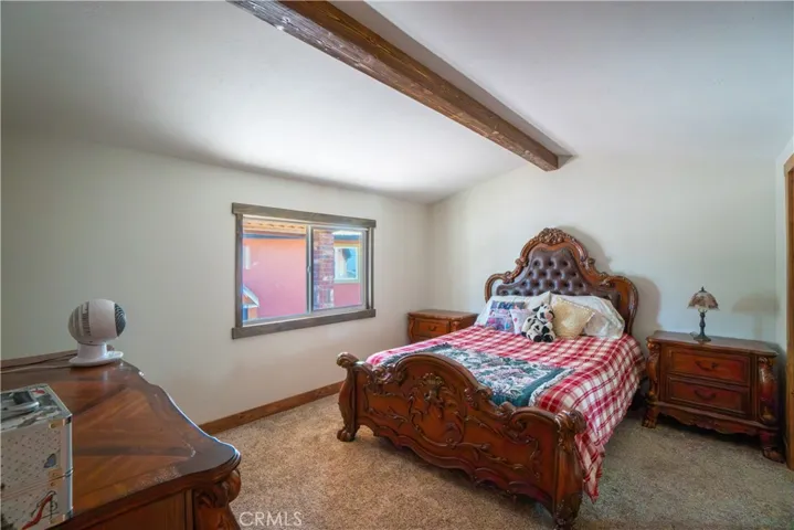 14221 Tumbleweed Road, Phelan, California 92371