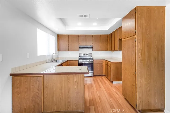 10587 Danbury Avenue, Bloomington, California 92316