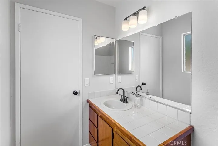 10587 Danbury Avenue, Bloomington, California 92316