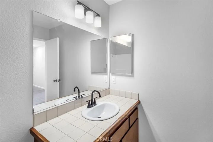 10587 Danbury Avenue, Bloomington, California 92316
