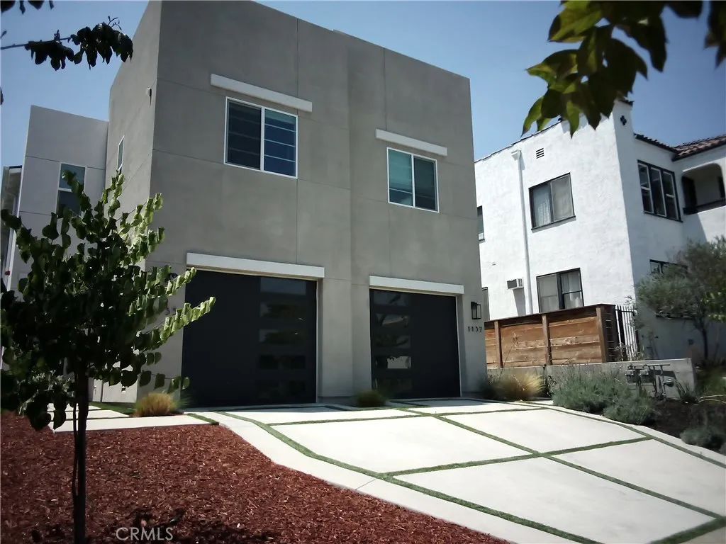1127 N Commonwealth Avenue, Los Angeles, California 90029 home-pic-13