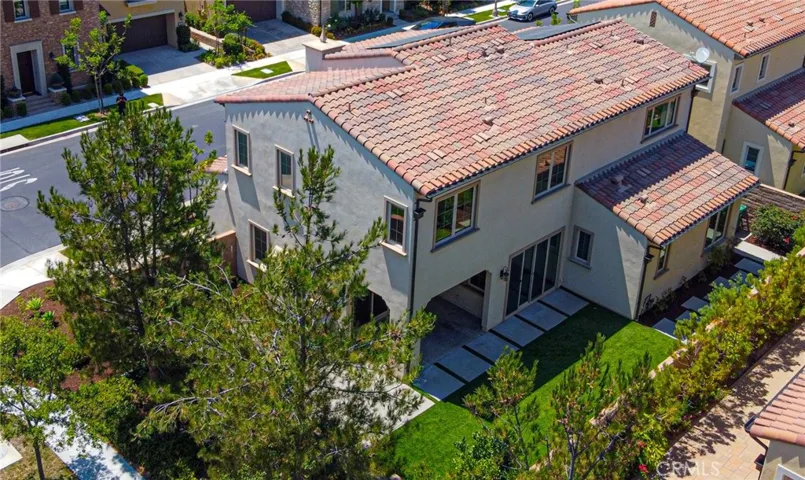67 Tundra, Irvine, California 92602
