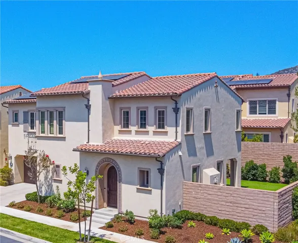 67 Tundra, Irvine, California 92602