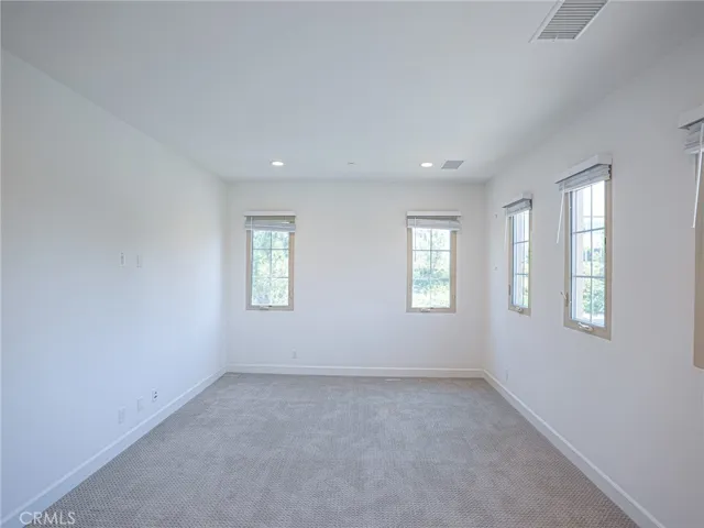 67 Tundra, Irvine, California 92602
