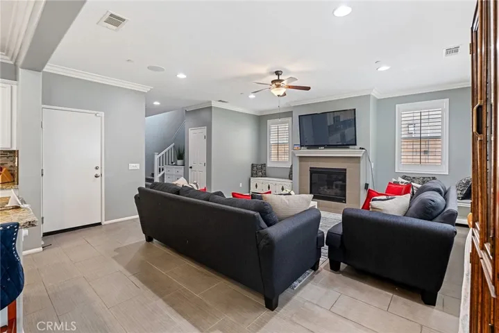 15955 Symphony Lane, Fontana, California 92336
