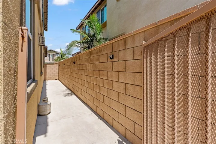 15955 Symphony Lane, Fontana, California 92336