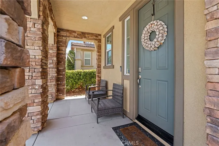 15955 Symphony Lane, Fontana, California 92336