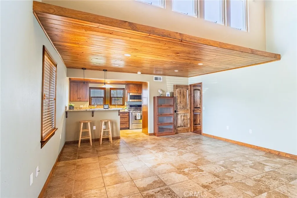 622 Center Street, Costa Mesa, California 92627 home-pic-4