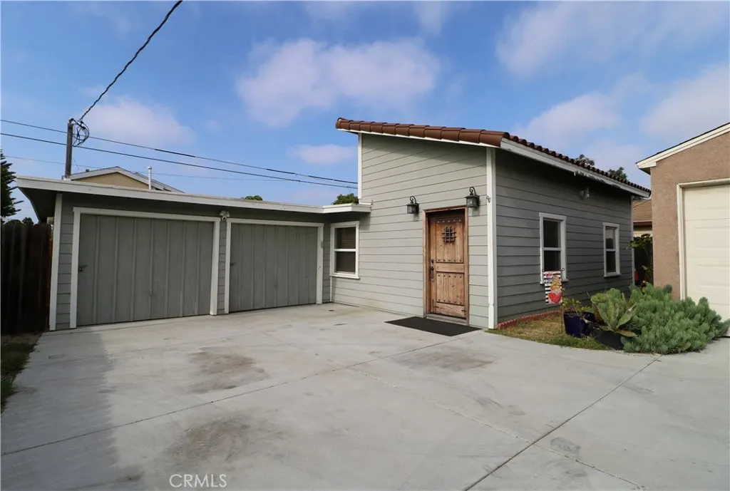 622 Center Street, Costa Mesa, California 92627 home-pic-12