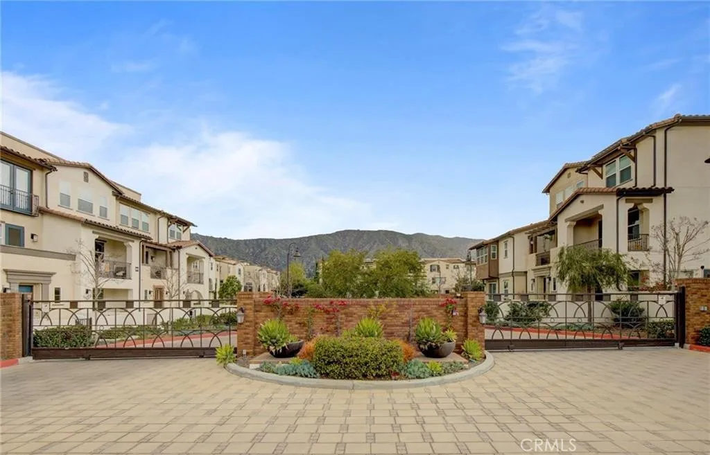 555 W Foothill Boulevard 137, Glendora, California 91741, 4 Bedrooms Bedrooms, ,4 BathroomsBathrooms,Residential Lease,For Rent,Foothill,SR25178953