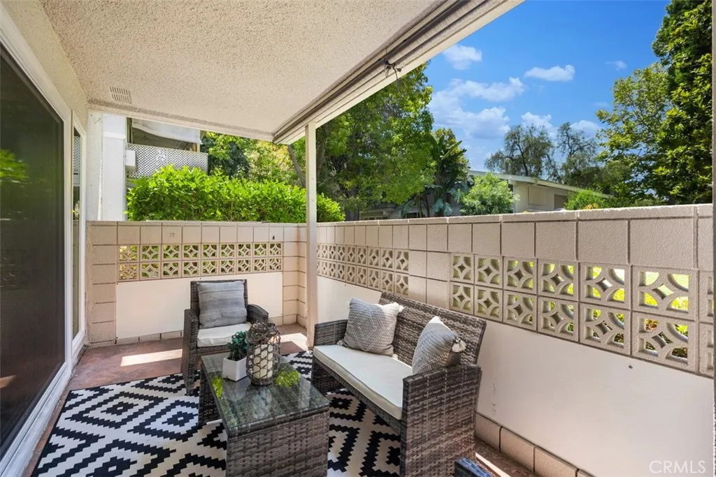 476 Calle Cadiz A, Laguna Woods, California 92637 home-pic-17