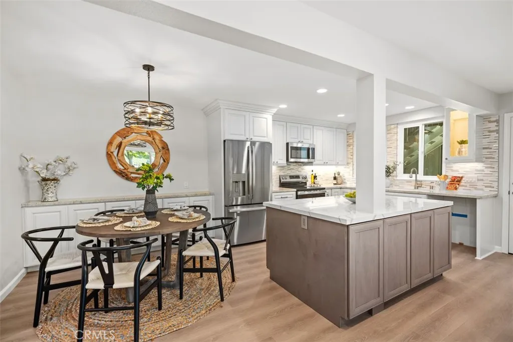 476 Calle Cadiz A, Laguna Woods, California 92637 home-pic-4