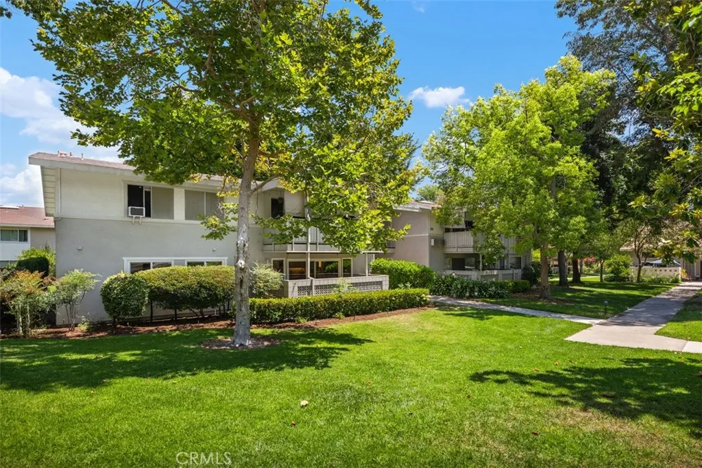 476 Calle Cadiz A, Laguna Woods, California 92637 home-pic-18
