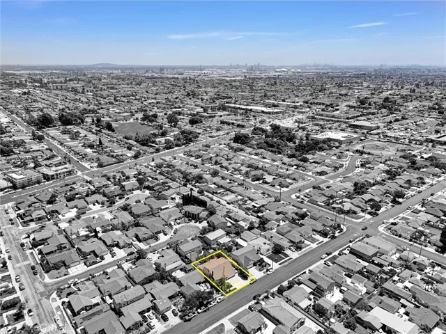 21308 Moneta Avenue, Carson, California 90745