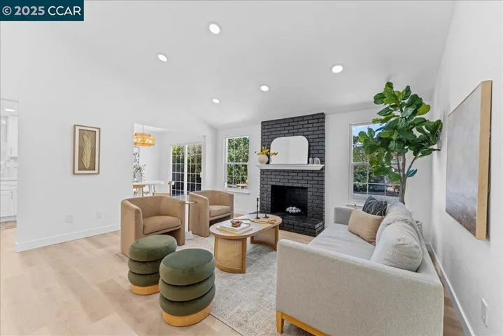 5040 Silverado Dr, Fairfield, California 94534