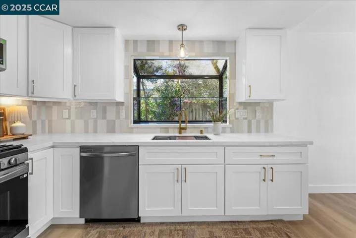 5040 Silverado Dr, Fairfield, California 94534