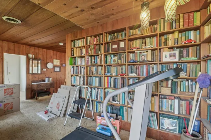 9645 Lamar St, Spring Valley, California 91977