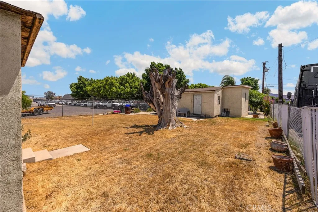 15278 Boyle Avenue, Fontana, California 92337 home-pic-35