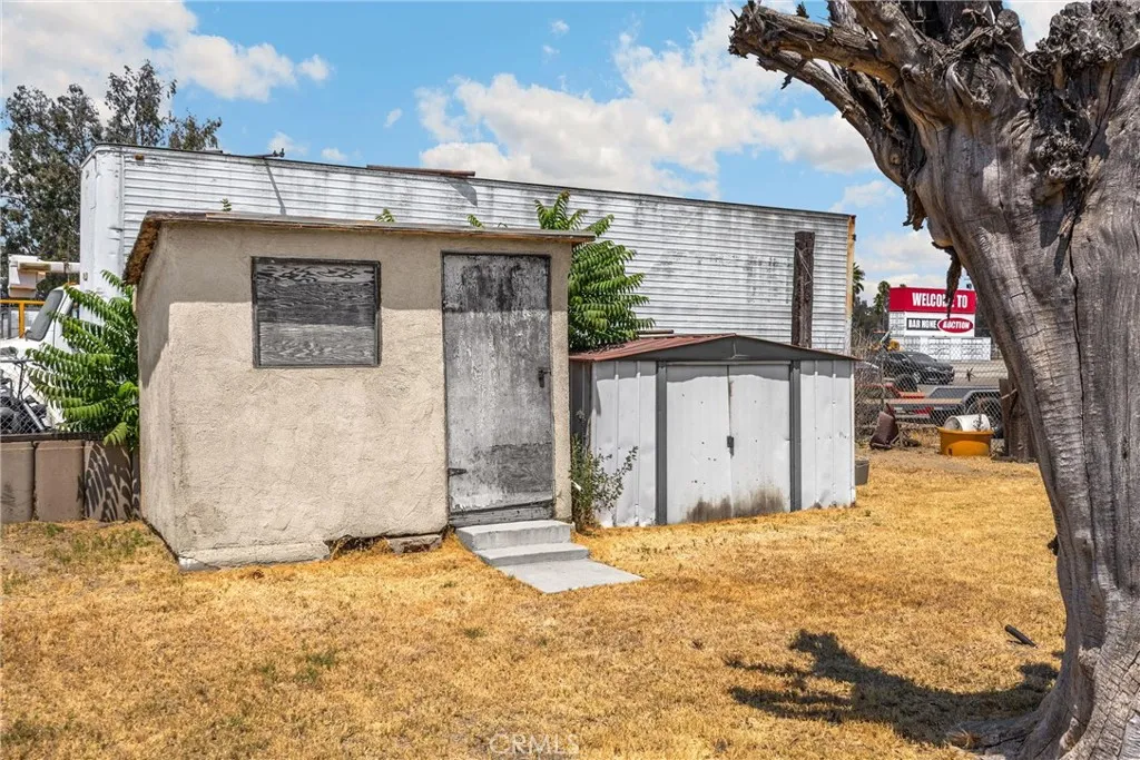 15278 Boyle Avenue, Fontana, California 92337 home-pic-36