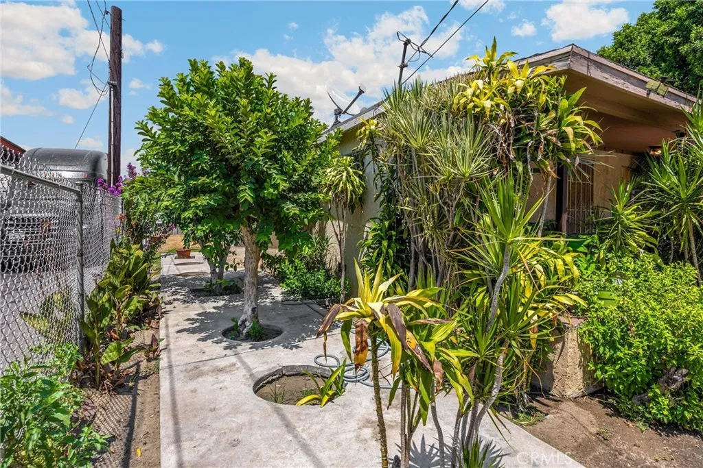 15278 Boyle Avenue, Fontana, California 92337 home-pic-11