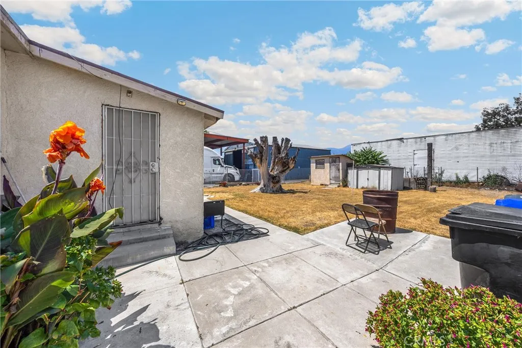 15278 Boyle Avenue, Fontana, California 92337 home-pic-32