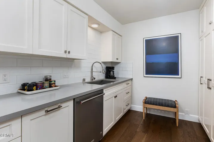 190 Arroyo Terrace #204 025-mls