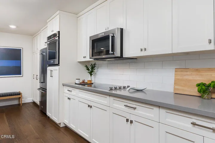 190 Arroyo Terrace #204 024-mls