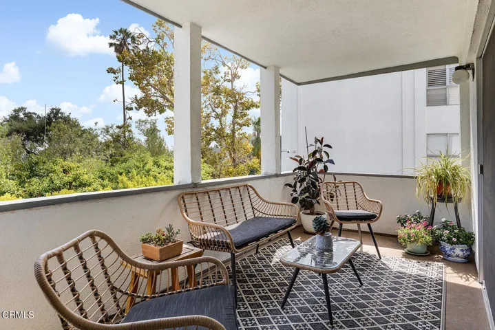 190 Arroyo Terrace #204 034-mls