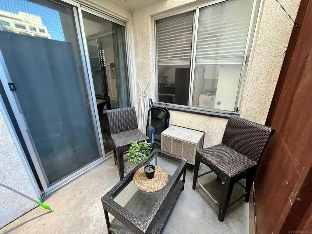 721 9th Avenue 9, San Diego, California 92101 home-pic-14