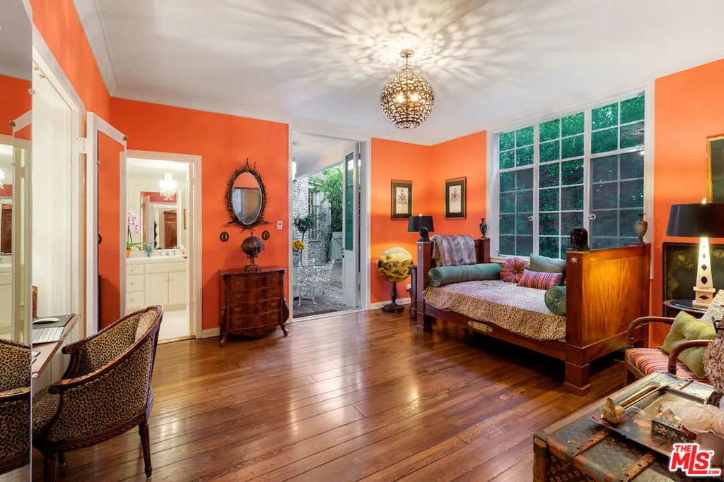 601 Woodruff Avenue, Los Angeles, California 90024 home-pic-27